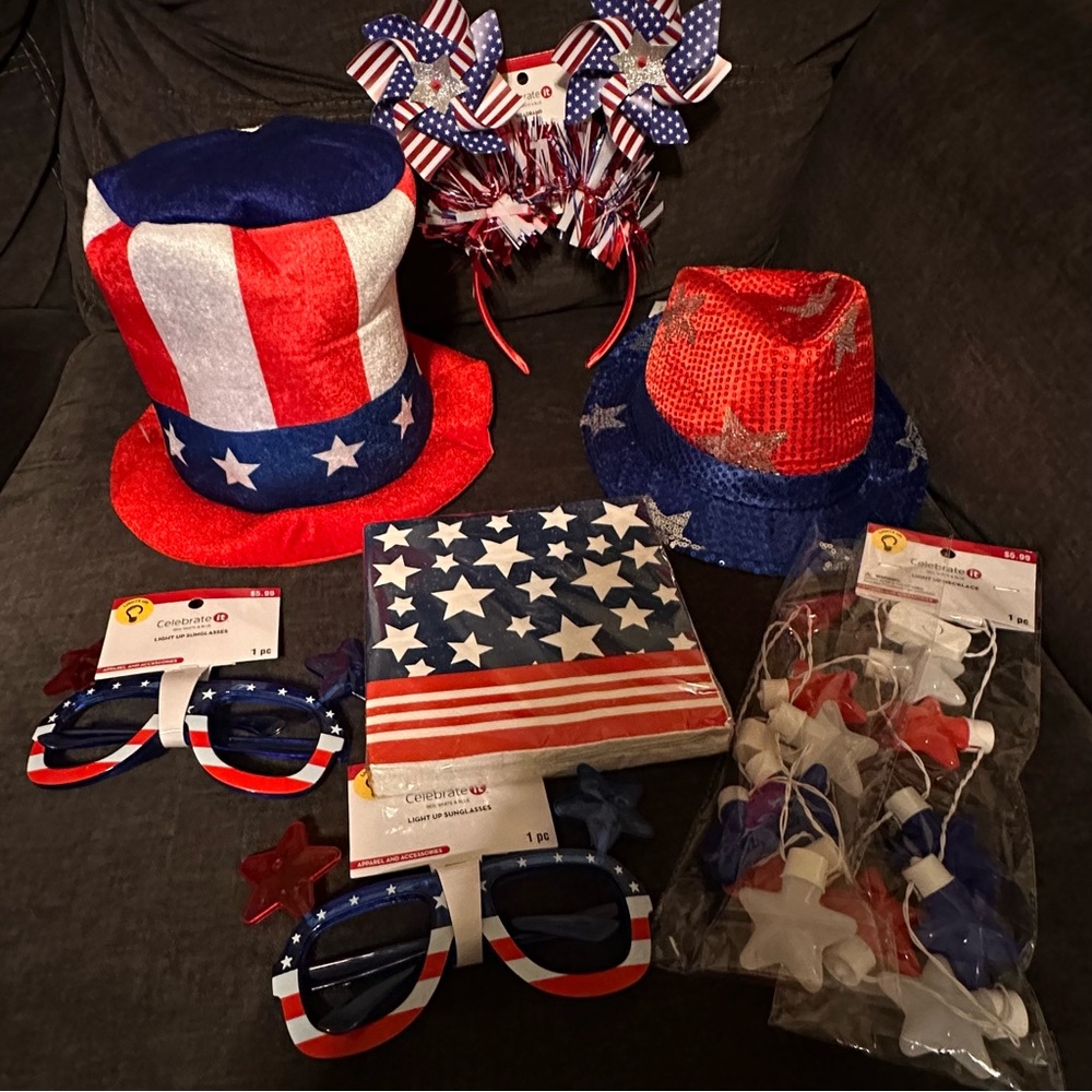 USA PATRIOTIC AMERICAN AMERICA HAT SUNGLASSES LIGHT UP NECKLACES RED WHITE BLUE